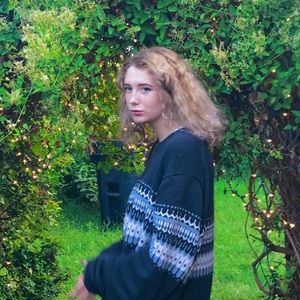 Meet your Posher, Lydia